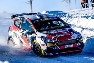 Versus / Dos paraguayos quedan a “tiro” de podio en el Rally de Suecia