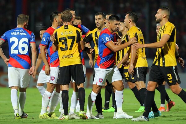 Versus / Cerro Porteño y Guaraní se sacaron chispas, pero no diferencias