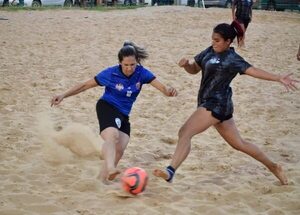 Fútbol playa: Emergen los campeones - Polideportivo - ABC Color