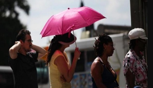 Pronostican domingo caluroso y lluvias desde el martes