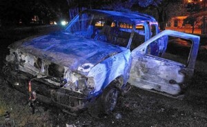 Asaltan Parque Empresarial San Juan e incendian una camioneta