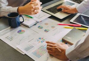 Voces a favor y en contra de la Econometría: ¿Es posible absolutizar el estudio de las relaciones económicas? - MarketData