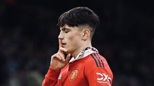 Manchester United se ubica como escolta del Arsenal