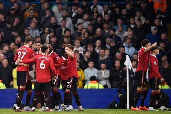 Manchester United se pone segundo tras ganar al Leeds - Fútbol - ABC Color