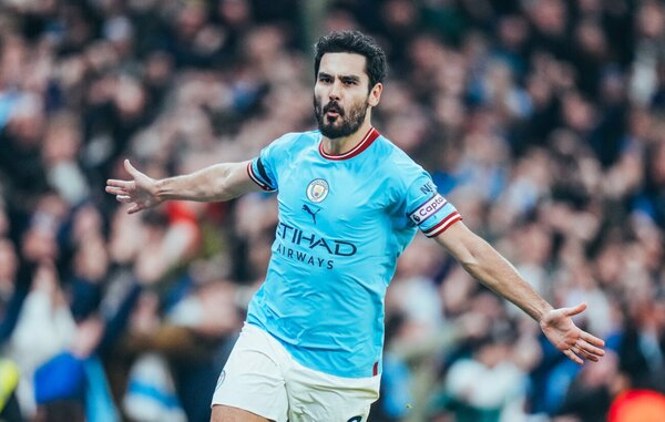 Versus / Manchester City derrota sin problemas al Aston Villa y se acerca al Arsenal