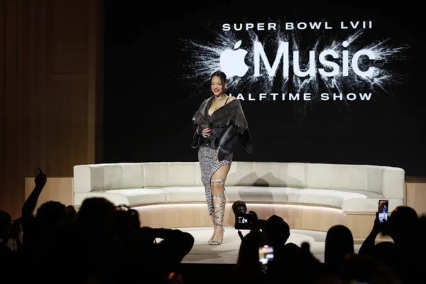 Rihanna llevará sus raíces caribeñas al medio tiempo del Super Bowl - Música - ABC Color