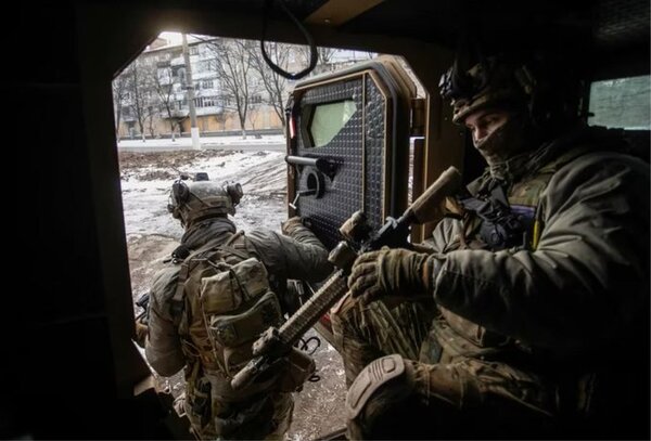 Rusia continúa su asedio en Ucrania intentando avanzar en el este del país