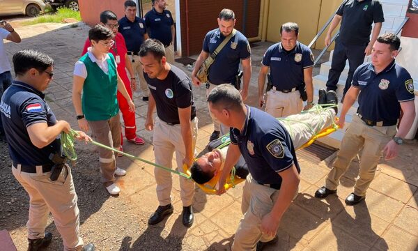 Fundación Tesãi realiza simulacros de salvataje y evacuación