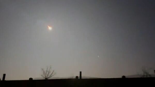 Diario HOY | VIDEO| asteroide arde al entrar en la atmósfera sobre el canal de la Mancha