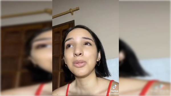 Acoso callejero: mientras subía al colectivo ¡le tocaron la cola!