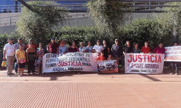 Caso Raquelita: médicas vuelven a chicanear para suspender juicio, y crecen reclamos por justicia