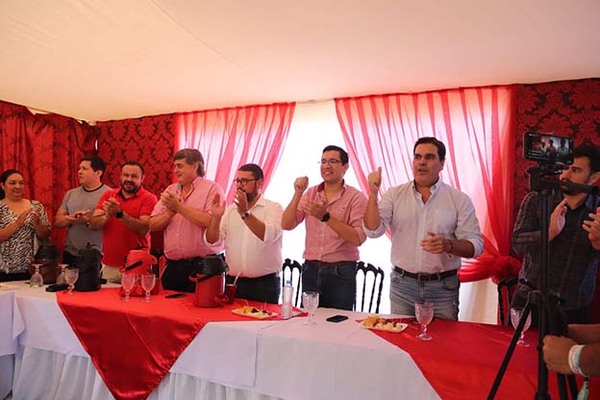 Tiki González y Landy Torres aseguran rotunda victoria de la Lista 1 durante reunión con dirigencia de Minga Guazú | DIARIO PRIMERA PLANA