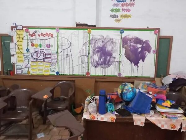 Vándalos ocasionan destrozos en escuela centenaria de Fuerte Olimpo - Noticias del Chaco - ABC Color