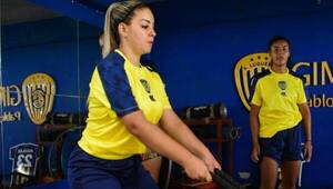[GALERÍA] ¡Tiemblan los equipos! La dura pretemporada de Fátima Román en Luqueño