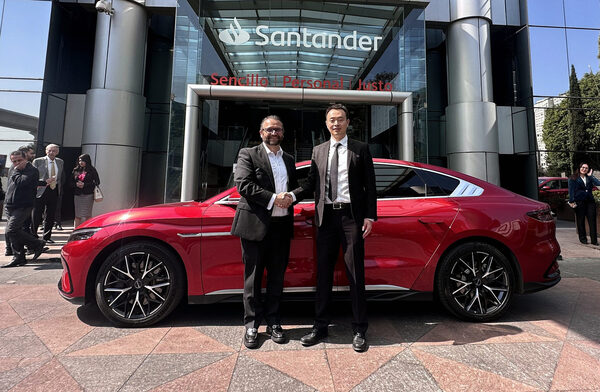 Santander financiará autos eléctricos en México en alianza con automotriz BYD - MarketData