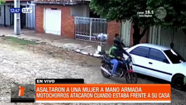 Asaltaron a una mujer frente a su casa | Telefuturo