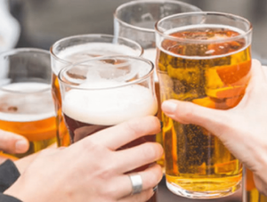 Edad de iniciación al consumo de alcohol disminuyó en adolescentes, advierten · Radio Monumental 1080 AM