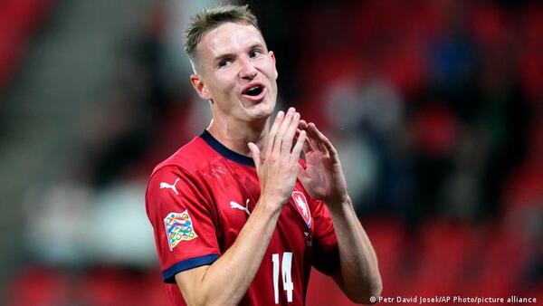 Futbolista del Getafe Jakub Jankto anuncia que es homosexual a través de emotivo video en redes sociales