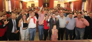 Diario HOY | Corrientes coloradas dan su apoyo a la dupla Peña-Alliana y a Horacio Cartes