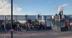 Versus / Un informe independiente responsabiliza a la UEFA de los incidentes en la final de la Champions