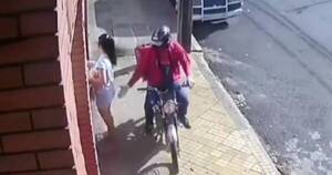 La Nación / Asunción: delivery manoseó a una mujer y piden ayuda para identificarlo
