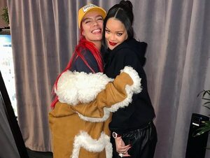 Karol G, emocionadísima tras conocer a Rihanna - Gente - ABC Color