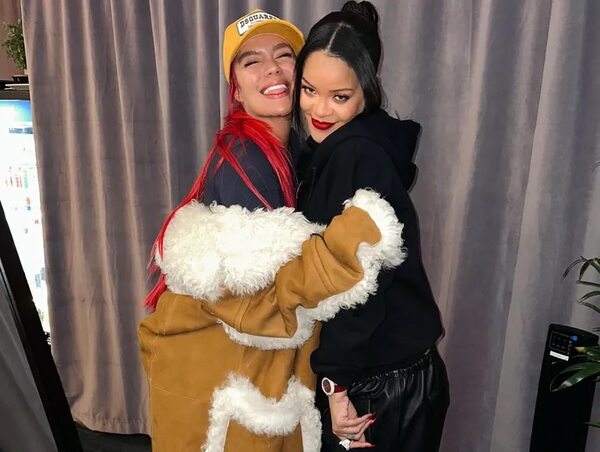 Karol G, emocionadísima tras conocer a Rihanna - Gente - ABC Color