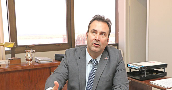 Fiscalía abre causa contra extitular de IPS y Conatel por supuesto enriquecimiento ilícito - Megacadena — Últimas Noticias de Paraguay