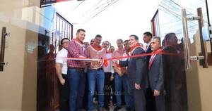 La Nación / Con representantes del Círculo de Ingenieros Colorados rehabilitan el Colorado Róga