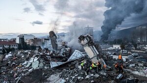 Culpan a la legalización irregular de edificios por la cantidad de víctimas en los catastróficos terremotos de Turquía