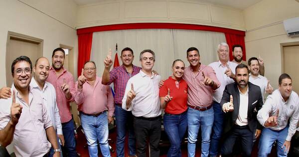 La Nación / Se reafirma unidad entre candidatos a diputados por capital