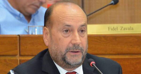 La Nación / Rechazan expresiones hacia “Santi” Peña