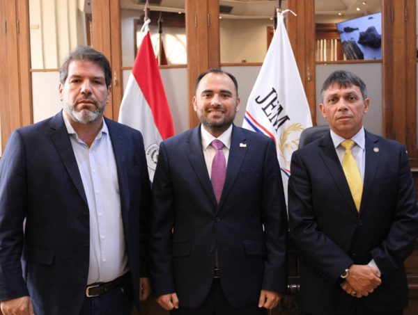 Replantean elección de la mesa directiva del JEM · Radio Monumental 1080 AM