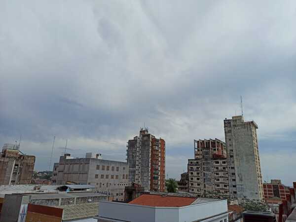 Día de los enamorados con lluvias y tormentas en gran parte del país - Megacadena — Últimas Noticias de Paraguay