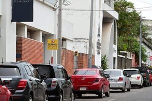 AUDIO: “Estacionamiento tarifado no va a solucionar el problema en Asunción mientras la gente no tenga alternativa de movilidad”, dice Ricardo Meyer - La Primera Mañana - ABC Color