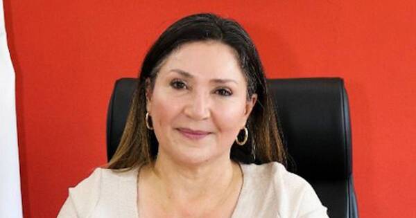 La Nación / “Solo busca congraciarse”