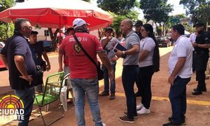 Municipalidad de Ciudad del Este acuerda con cambistas despeje de espacios públicos – Diario TNPRESS