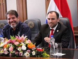 Diario HOY | Definirán si validan reelección de Bogarín, pese a que la ley es clara