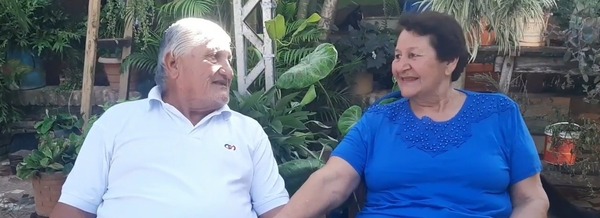 ¡Pareja con más de 50 años de matrimonio celebra el Día de los Enamorados! - Unicanal