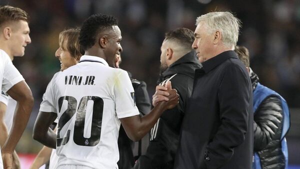 Ancelotti admite que recibe bromas de sus jugadores brasileños