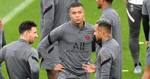 Versus / Con Messi y Mbappé en la convocatoria, PSG desafía al Bayern Münich en Champions