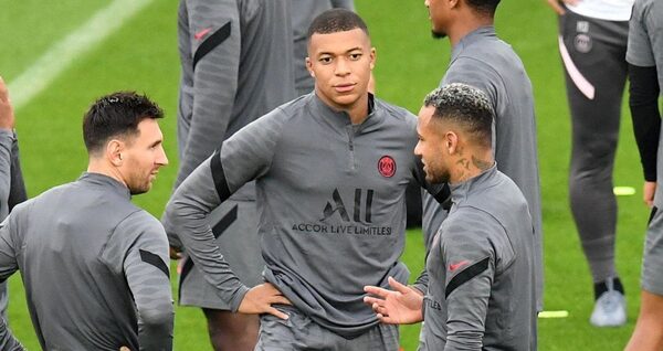 Versus / Con Messi y Mbappé en la convocatoria, PSG desafía al Bayern Münich en Champions