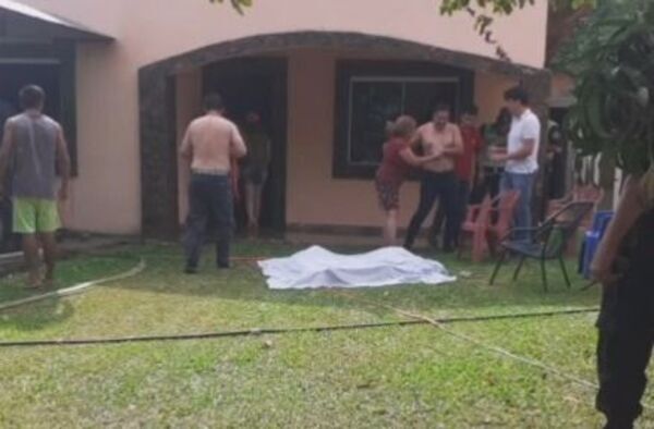 Incompresible tragedia: dos jóvenes mueren por incendio en su casa | 1000 Noticias