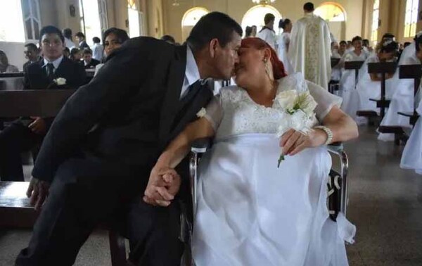 En Día de los Enamorados, 51 parejas unen sus vidas en Villarrica – Prensa 5