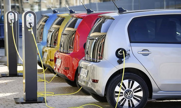 Parlamento Europeo aprueba prohibición de vender automóviles de gasolina y diésel a partir de 2035 - OviedoPress