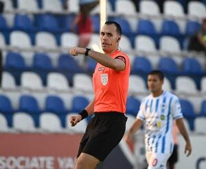 El árbitro de Olimpia-Tacuary será “desprogramado” por cobrar un penal inexistente - Olimpia - ABC Color