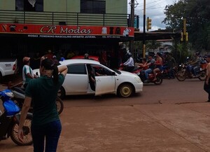 Comunicador asesinado en su vehículo en PJC había comprado el auto a su compañero hace una semana - Megacadena — Últimas Noticias de Paraguay
