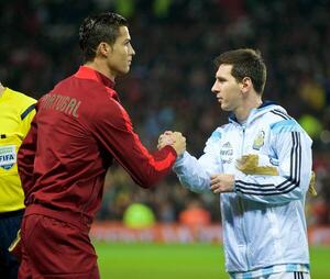 Arabia Saudita quiere promover su candidatura del Mundial 2030 de la mano de Messi y Ronaldo