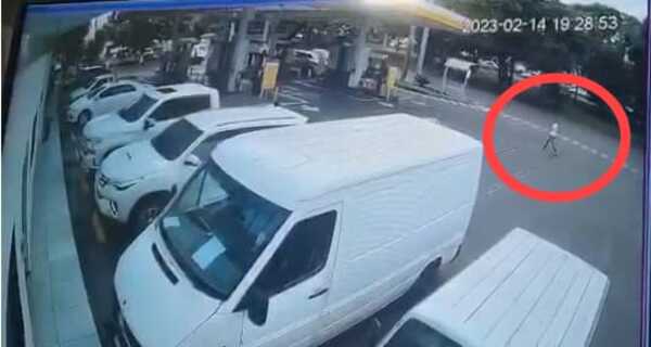 Tortolero hurta dinero y notebook de vehículo