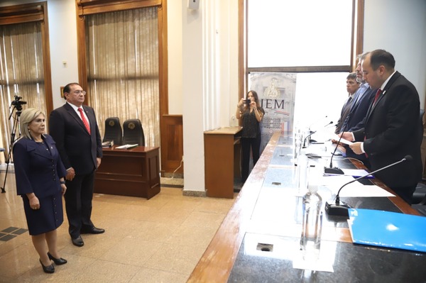 Diario HOY | Anulan reelección de Bogarín en el Jurado de Magistrados